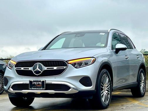Cirrus Silver Metallic 2026 Mercedes-Benz GLC 300 4MATIC