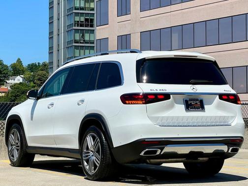 Polar White 2024 Mercedes-Benz GLS 450 4MATIC