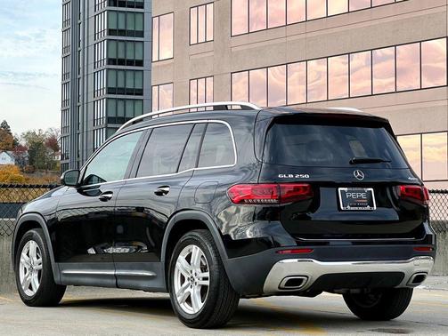 2021 Mercedes-Benz GLB 250 4MATIC
