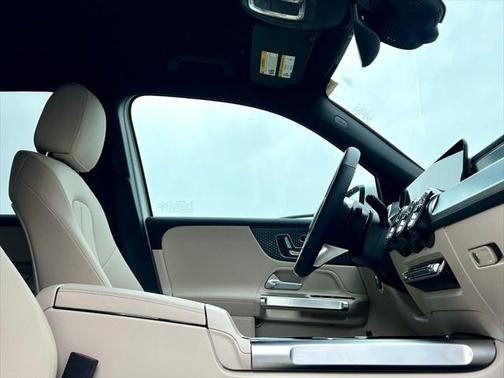 2024 Mercedes-Benz EQB 300 4MATIC