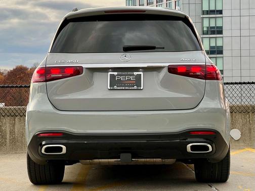 2024 Mercedes-Benz GLS 450 4MATIC