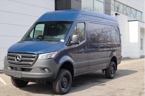 2025 Mercedes-Benz Sprinter 2500 Standard Roof