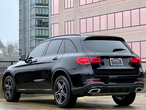 2022 Mercedes-Benz GLC 300 4MATIC