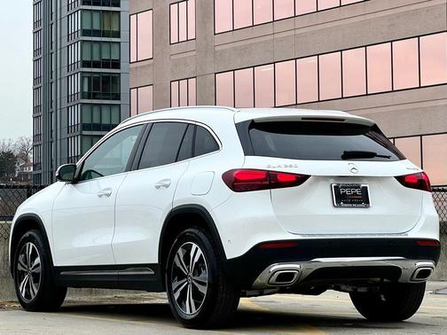 2026 Mercedes-Benz GLA 250 4MATIC