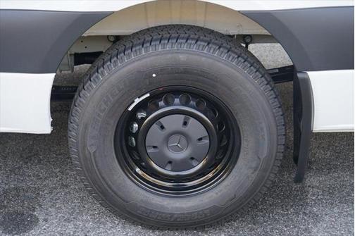 2025 Mercedes-Benz Sprinter 2500 High Roof