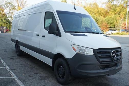 2025 Mercedes-Benz Sprinter 2500 High Roof