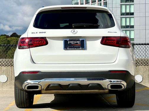 2022 Mercedes-Benz GLC 300 4MATIC