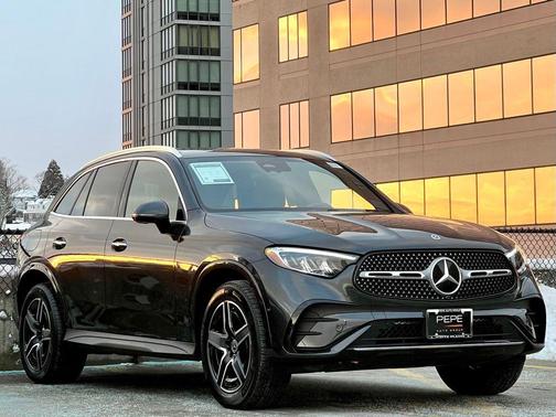 2026 Mercedes-Benz GLC 300 4MATIC