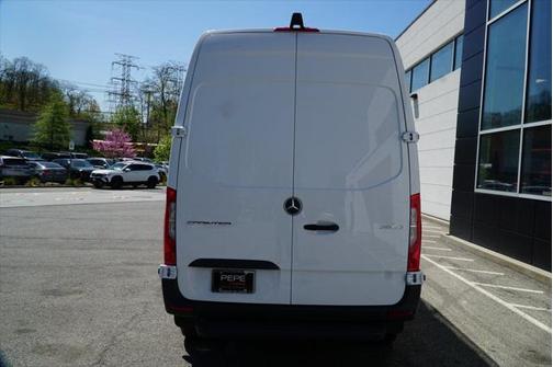 2025 Mercedes-Benz Sprinter 2500 Standard Roof