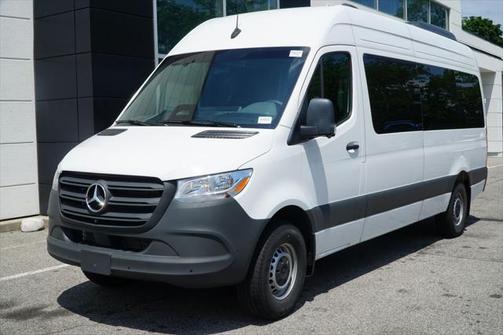 2025 Mercedes-Benz Sprinter 2500 High Roof