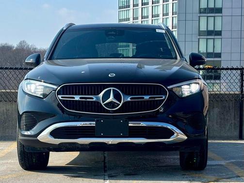 2026 Mercedes-Benz GLC 300 4MATIC