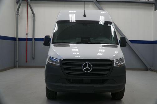 2025 Mercedes-Benz Sprinter 2500 High Roof