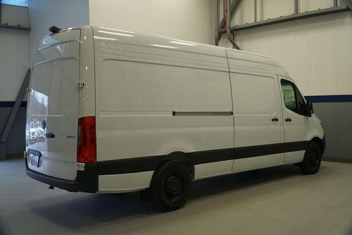 2025 Mercedes-Benz Sprinter 2500 High Roof