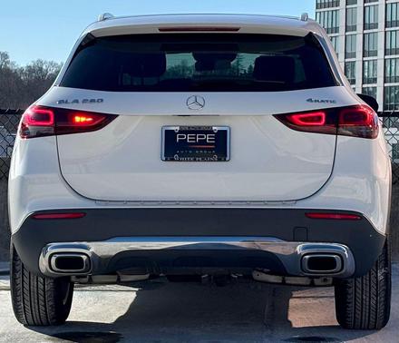 2021 Mercedes-Benz GLA 250 Base 4MATIC