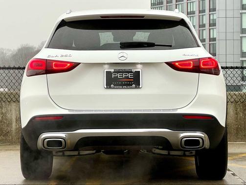 2021 Mercedes-Benz GLA 250 Base 4MATIC