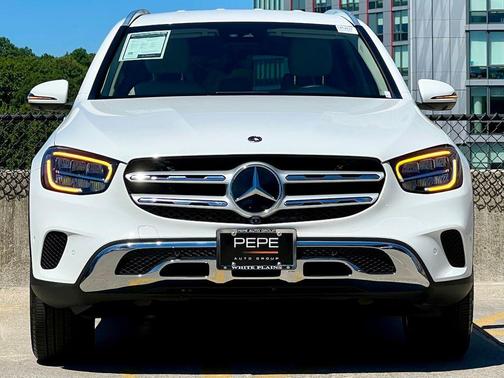 Polar White 2022 Mercedes-Benz GLC 300 4MATIC
