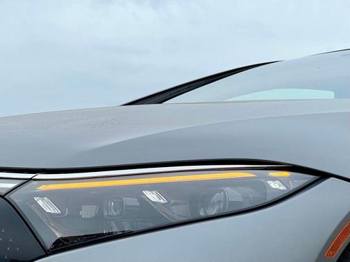 MANUFAKTUR Selenite Grey Magno 2023 Mercedes-Benz EQS 450 4MATIC