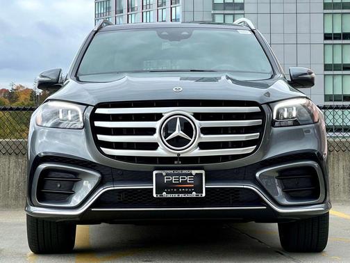 2025 Mercedes-Benz GLS 450 4MATIC