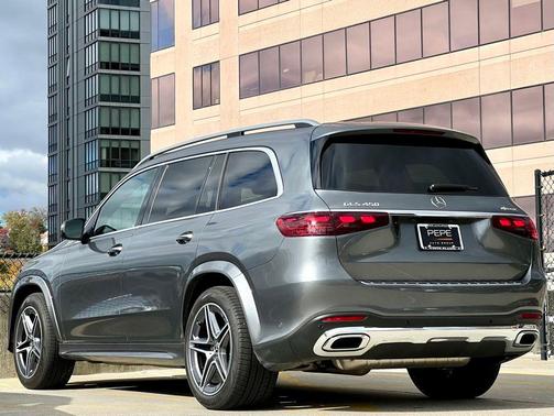 2025 Mercedes-Benz GLS 450 4MATIC