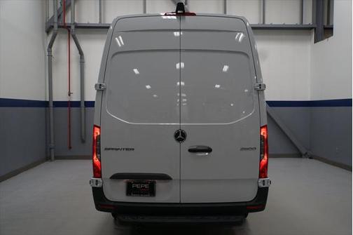 2025 Mercedes-Benz Sprinter 2500 High Roof