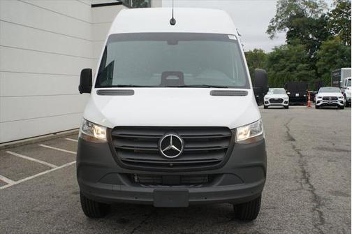 2025 Mercedes-Benz Sprinter 2500 High Roof