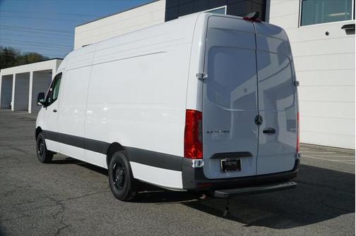 2025 Mercedes-Benz Sprinter 2500 High Roof
