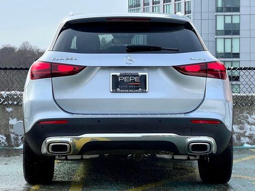 2026 Mercedes-Benz GLA 250 4MATIC