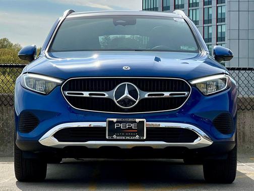 Starling Blue Metallic 2026 Mercedes-Benz GLC 300 4MATIC