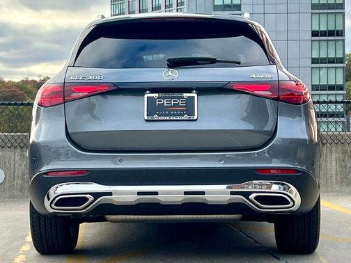 2023 Mercedes-Benz GLC 300 4MATIC