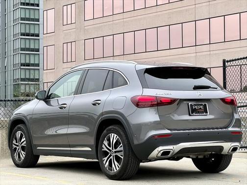 2025 Mercedes-Benz GLA 250 4MATIC