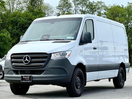 Arctic White 2025 Mercedes-Benz Sprinter 2500 Standard Roof