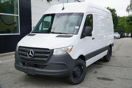 2025 Mercedes-Benz Sprinter 2500 Standard Roof