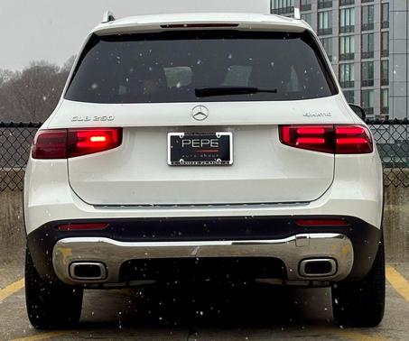 2026 Mercedes-Benz GLB 250 4MATIC