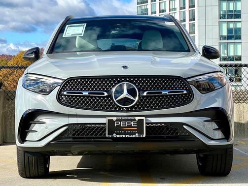 2025 Mercedes-Benz GLC 300 4MATIC