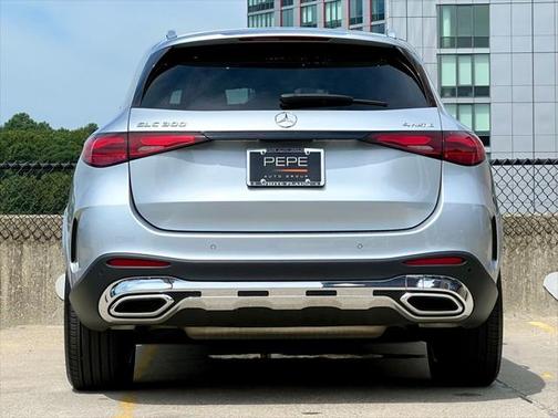 2025 Mercedes-Benz GLC 300 4MATIC
