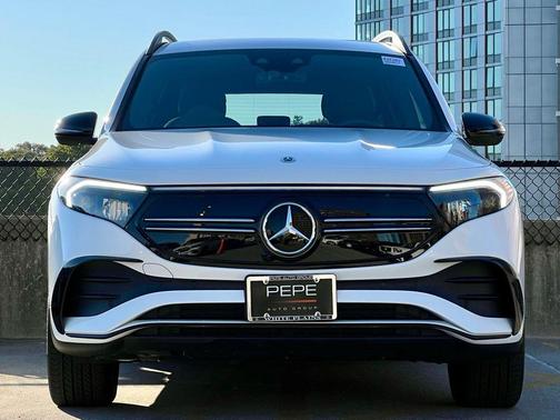 2023 Mercedes-Benz EQB 300 4MATIC