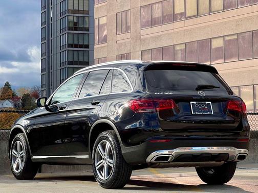 2022 Mercedes-Benz GLC 300 4MATIC