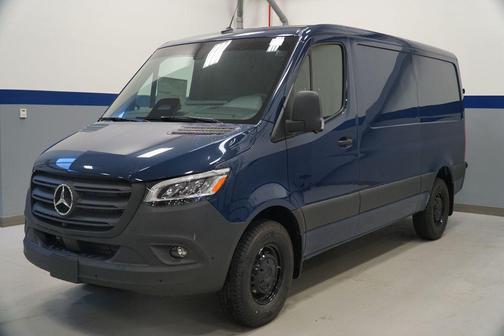 2026 Mercedes-Benz Sprinter 2500 Cargo 144 WB