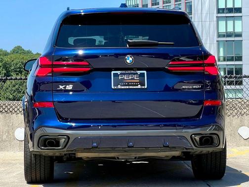 Tanzanite Blue II Metallic 2026 BMW X5 xDrive40i