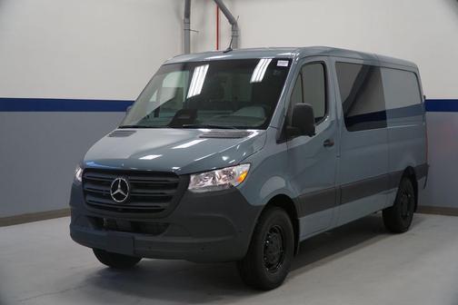 2026 Mercedes-Benz Sprinter 2500 Crew 144 WB