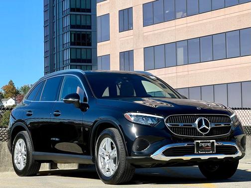 2025 Mercedes-Benz GLC 300 4MATIC