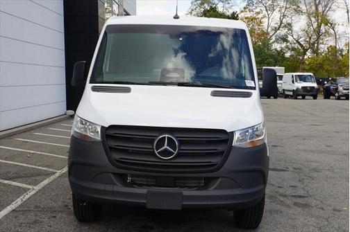 2025 Mercedes-Benz Sprinter 2500 Standard Roof