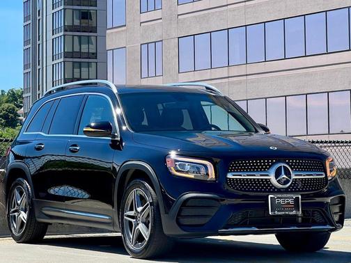 Night Black 2022 Mercedes-Benz GLB 250 4MATIC