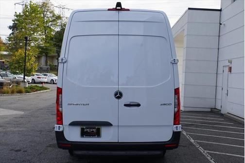 2025 Mercedes-Benz Sprinter 2500 High Roof