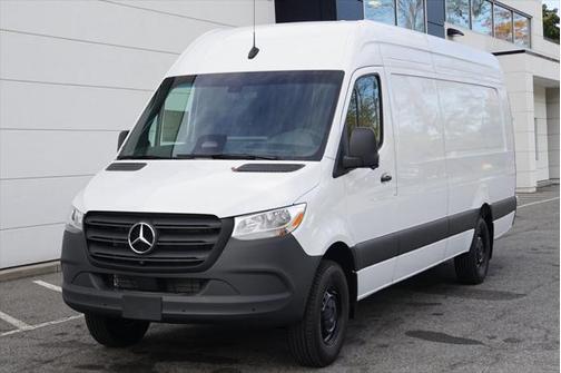 2025 Mercedes-Benz Sprinter 2500 High Roof
