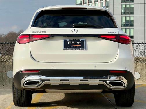 2025 Mercedes-Benz GLC 300 4MATIC