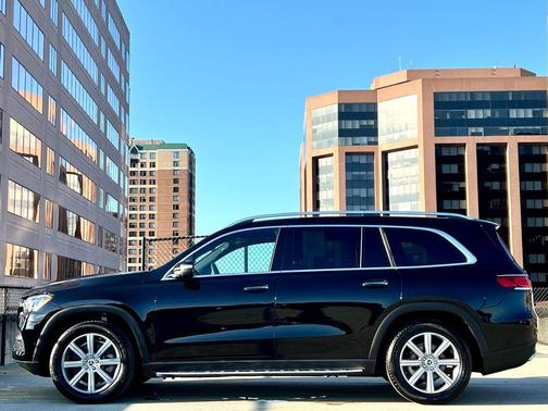 2022 Mercedes-Benz GLS 450 4MATIC