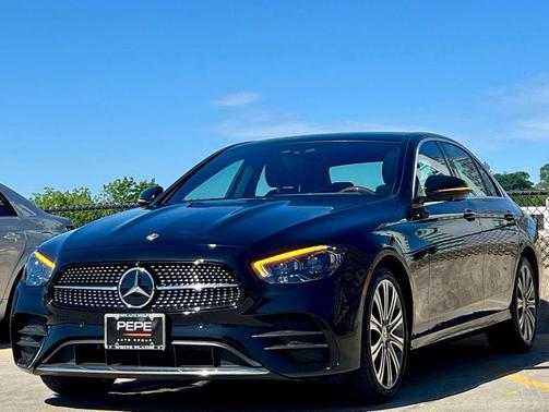 Obsidian Black Metallic 2023 Mercedes-Benz E-Class 4MATIC