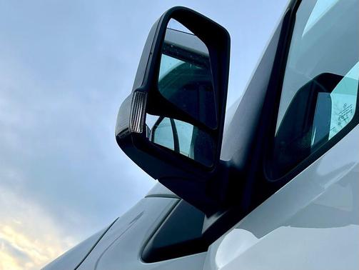 2025 Mercedes-Benz Sprinter 2500 Standard Roof