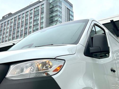 2025 Mercedes-Benz Sprinter 2500 Standard Roof